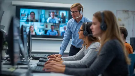 Clases Prácticas en Revolutia IA PRO, Opinión y Análisis Completo. Vale la Pena o es Humo